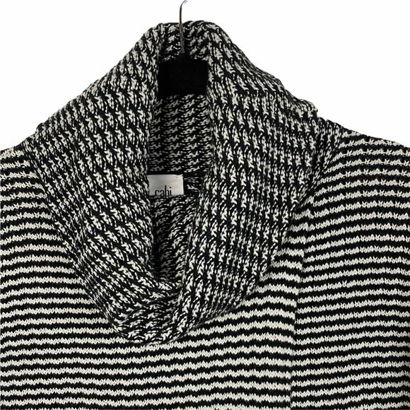 Cabi Fergie 3167 Black Split Turtleneck Pullover Sweater XXS - Picture 3 of 7